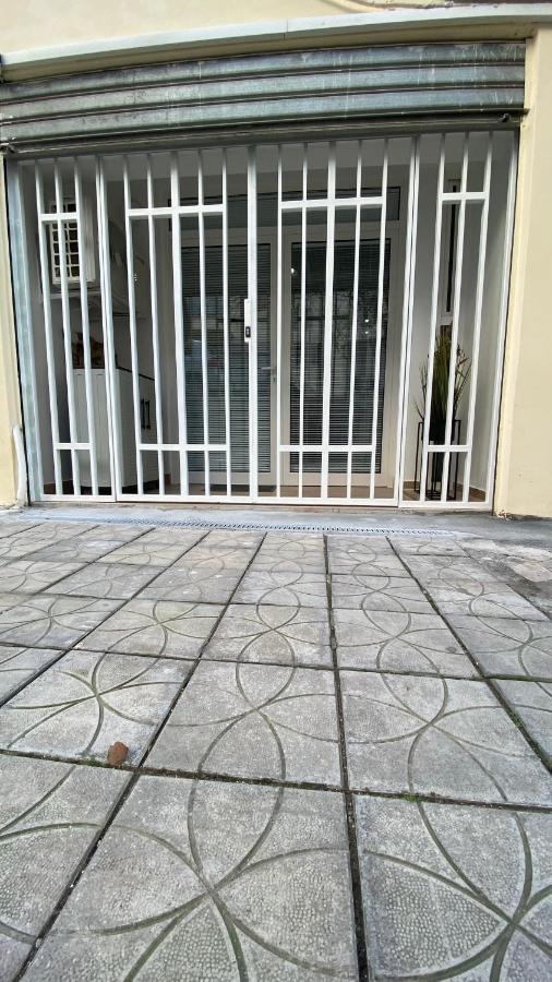 Kosta'S Home Tiranë Eksteriør bilde